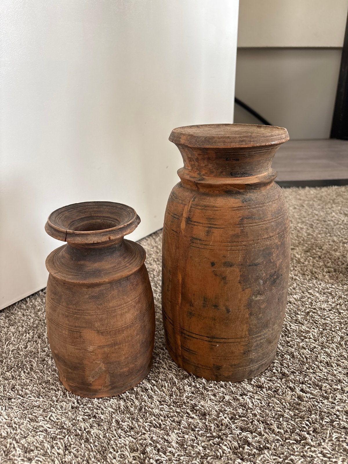 Set van 2 Nepalese houten kruiken, Huis en Inrichting, Woonaccessoires | Vazen, Overige materialen, Overige kleuren, Nieuw, Ophalen of Verzenden