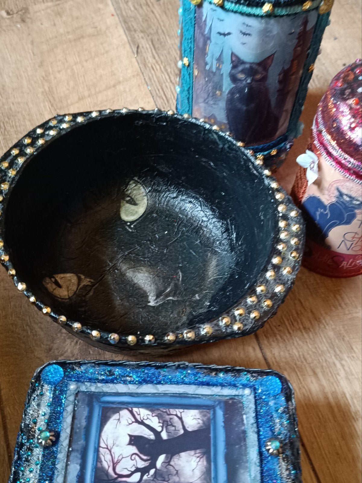 Black Cat - schaal - Deco, Ophalen of Verzenden, Nieuw, Rond, Overige materialen