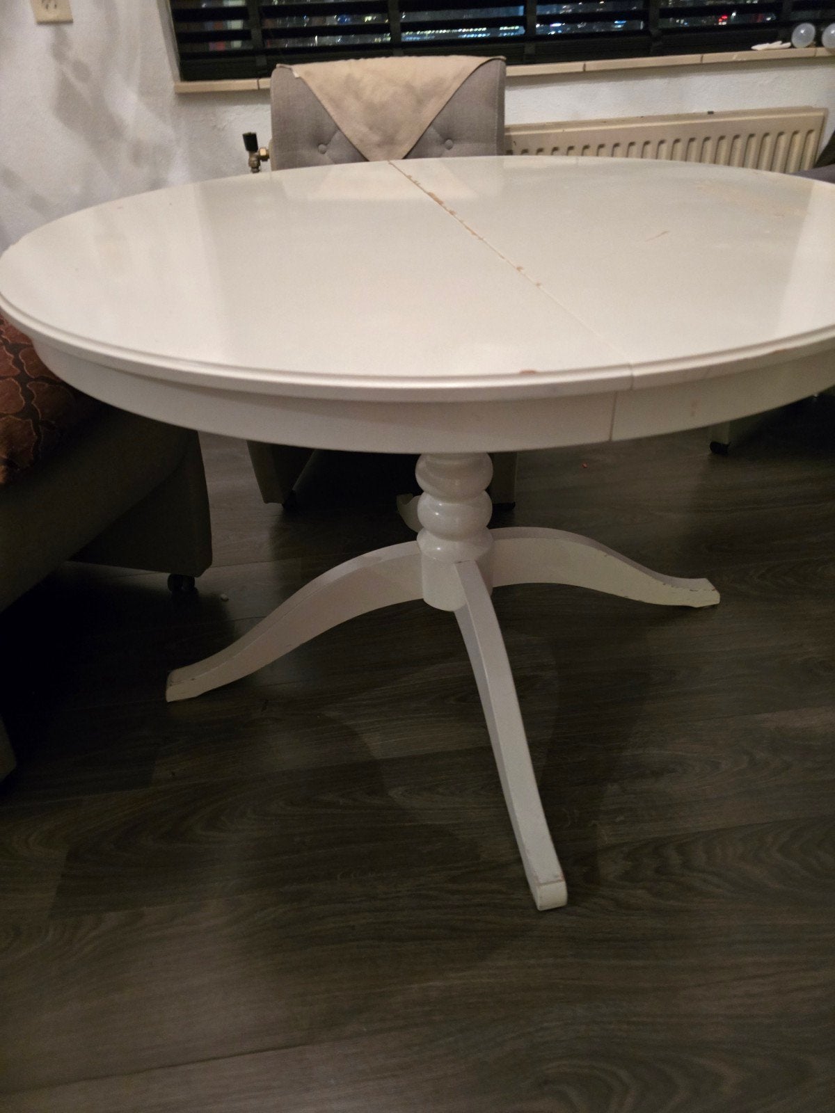 Gratis: Uitschuifbare eettafel - Ovaal - Wit, Ophalen, Gebruikt, 100 tot 150 cm, Klassiek