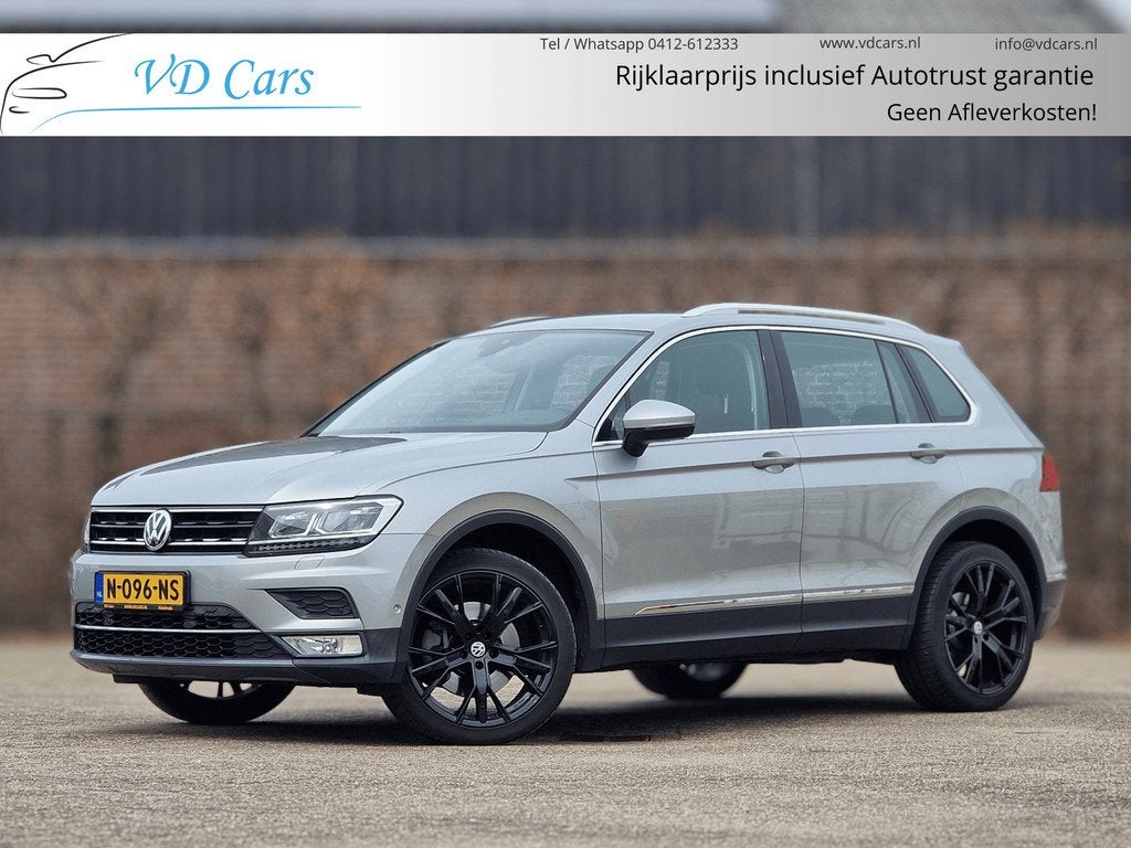 Volkswagen Tiguan 2.0 TSI 4Motion Highline AUTOMAAT*Navigati, Auto's, Volkswagen, Gebruikt, Euro 6, 4 cilinders, Bedrijf