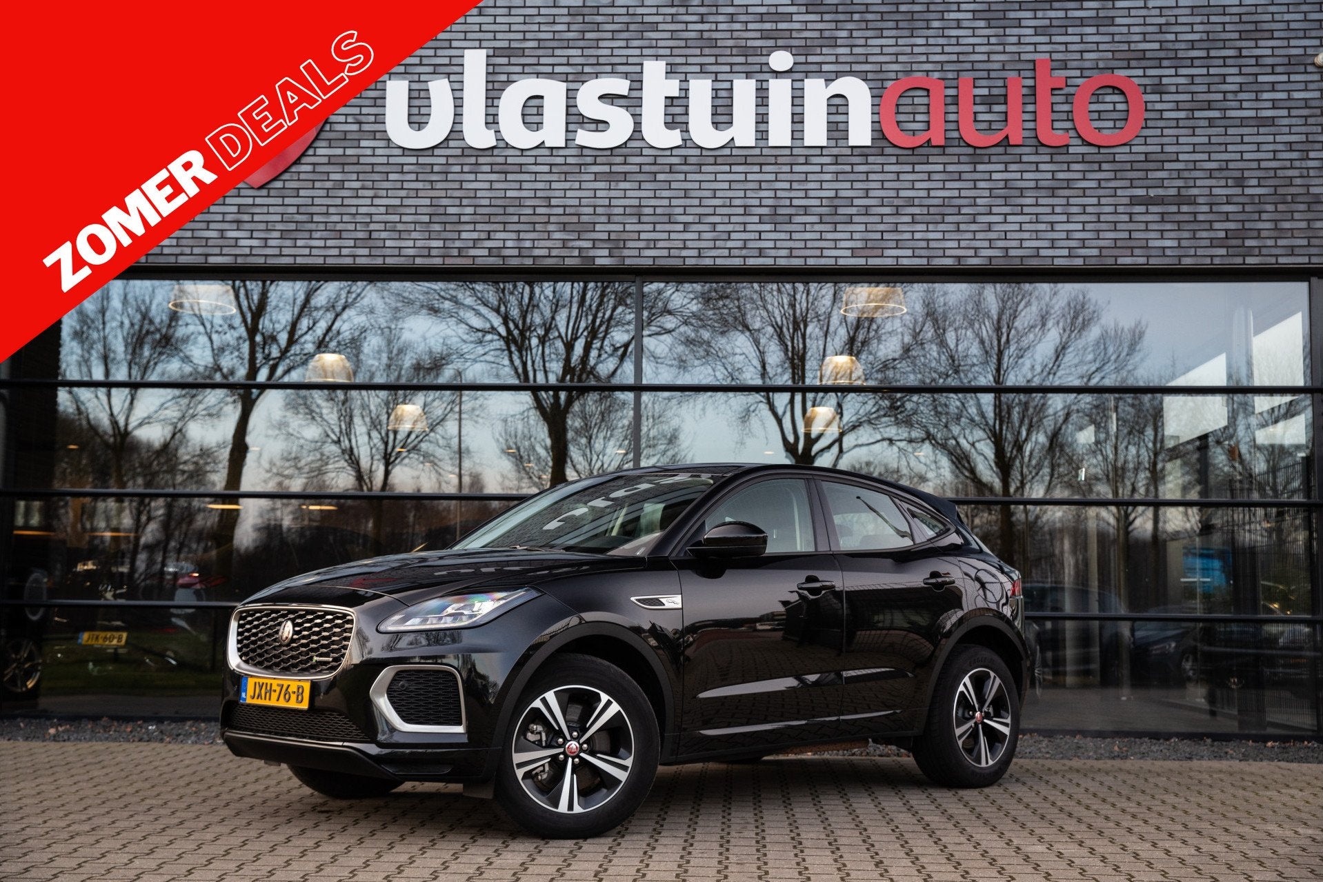 Jaguar E-Pace 1.5 P300e AWD R-Dynamic SE , Panoramadak, Leer