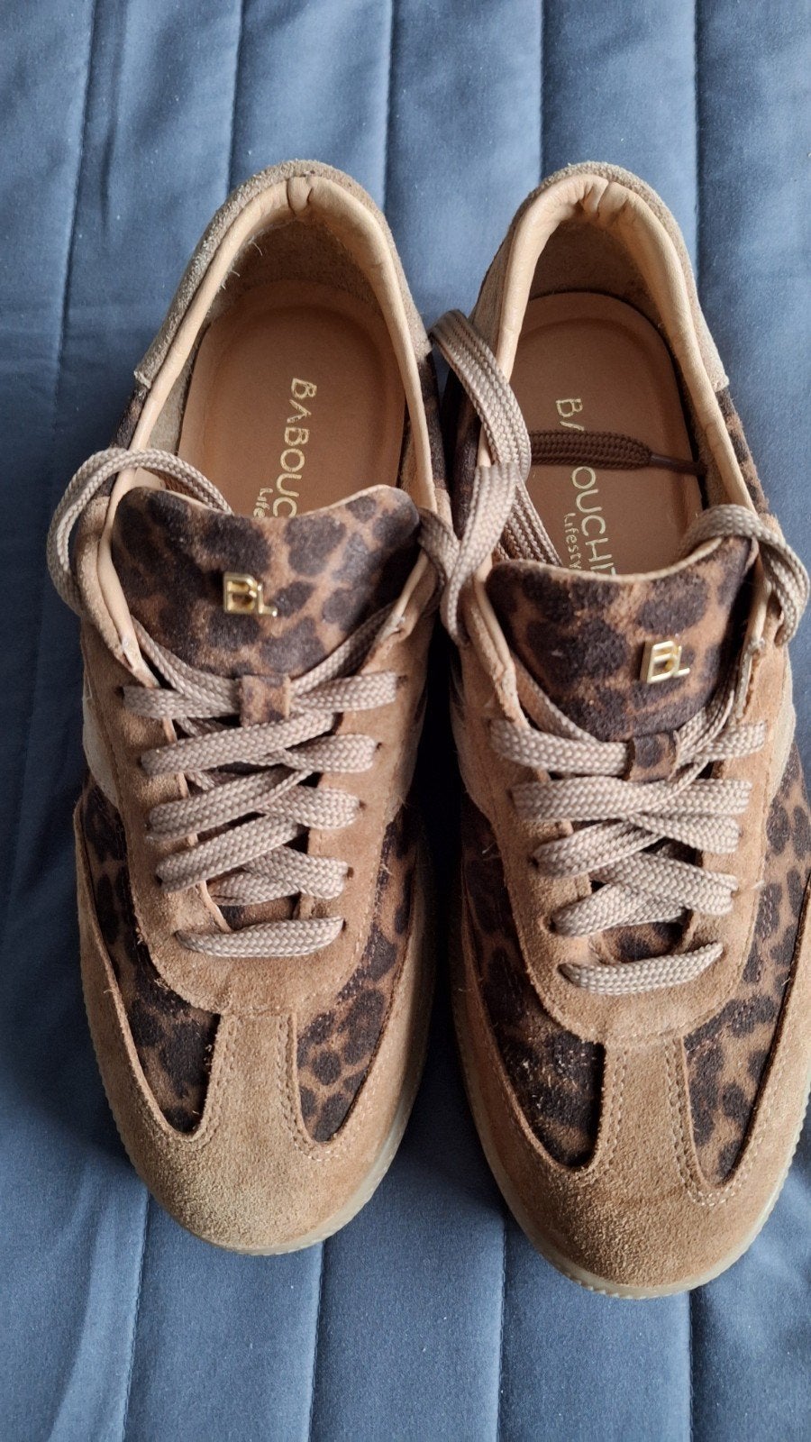 Babouche sneakers maat 39 - Nieuwstaat, luipaardprint, Ophalen of Verzenden