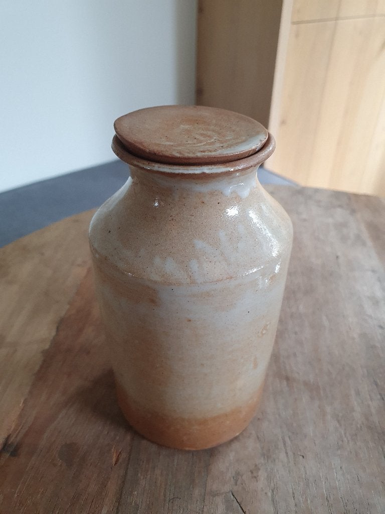 Laaks Brocante, stenen voorraadpot, Ophalen, Zo goed als nieuw