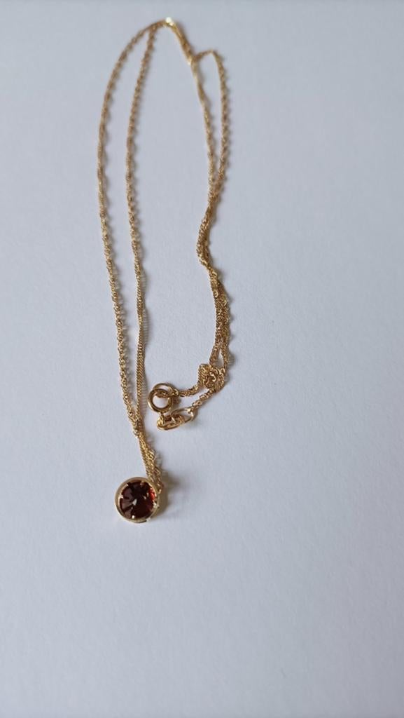 Oude fijne ketting met hanger Granaat, 14 krt, Verzenden, Goud, Ketting, Met edelsteen
