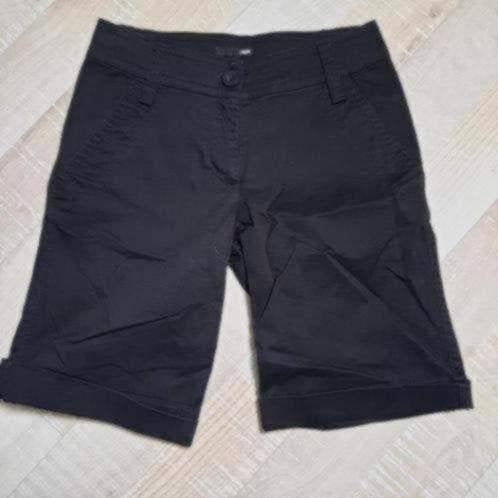 176 korte broek, Verzenden, Zo goed als nieuw, Jongen of Meisje, Broek