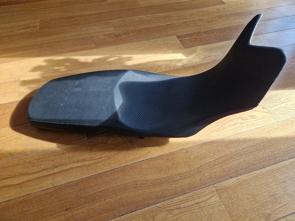 Zadel origineel verlaagd bmw 650/700/800 gs, Ophalen of Verzenden, Zo goed als nieuw