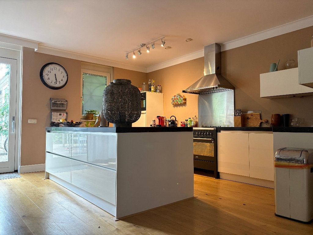 Mooie, grote keuken met kook-wand en spoel-eiland., Huis en Inrichting, Keuken | Complete keukens, Ophalen, Gebruikt, Overige typen