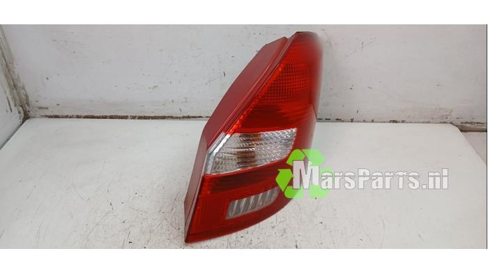 Achterlicht rechts van een Skoda Fabia, Auto-onderdelen, Gebruikt, -, -, Ophalen of Verzenden