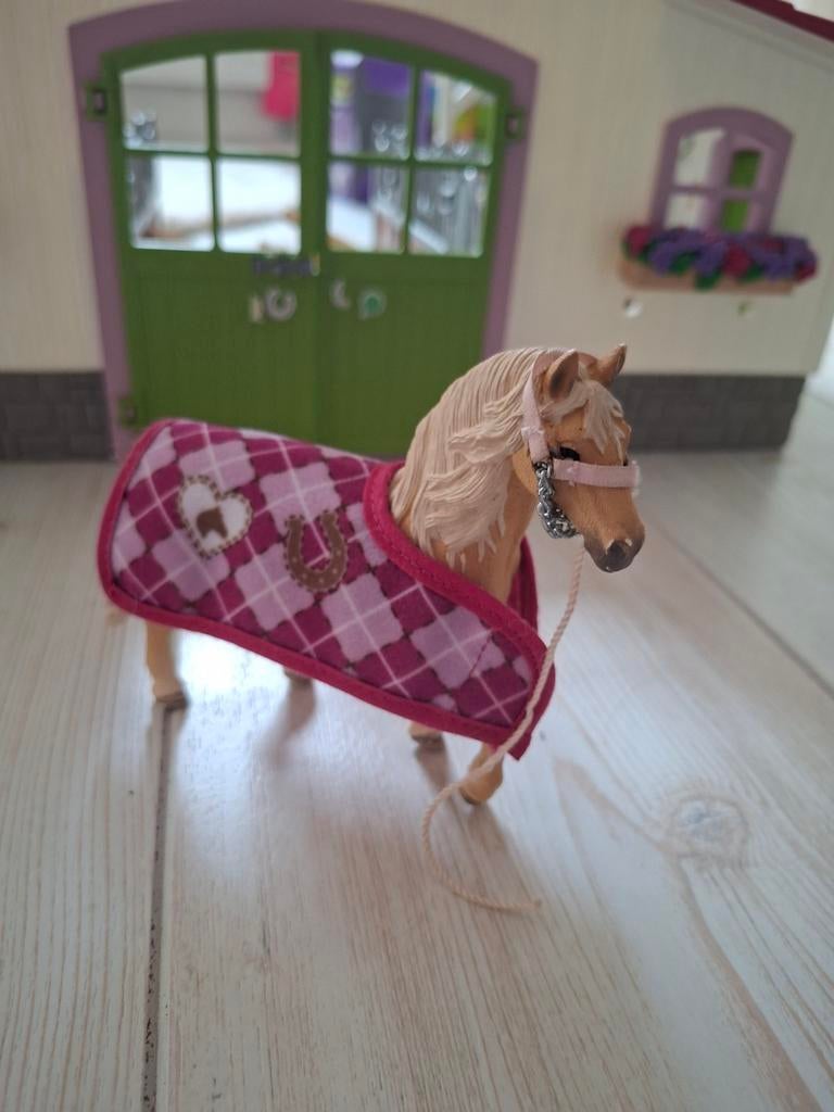 Schleich paard met deken en halster, Ophalen of Verzenden, Zo goed als nieuw, Jongen of Meisje