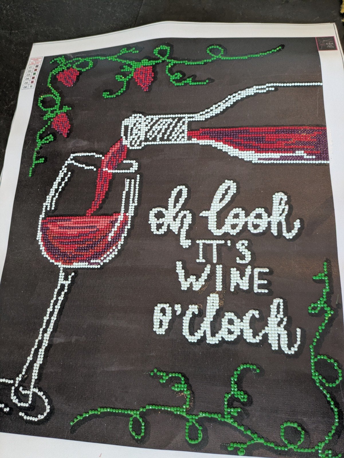 Diamond painting 'Oh look it's wine o'clock' - 50x40cm, Ophalen of Verzenden