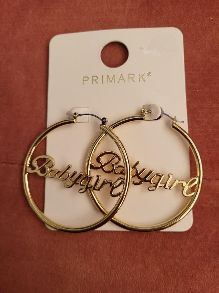Goudkleurige Oorringen nieuw, Ophalen of Verzenden, Nieuw, Goud, Overige materialen