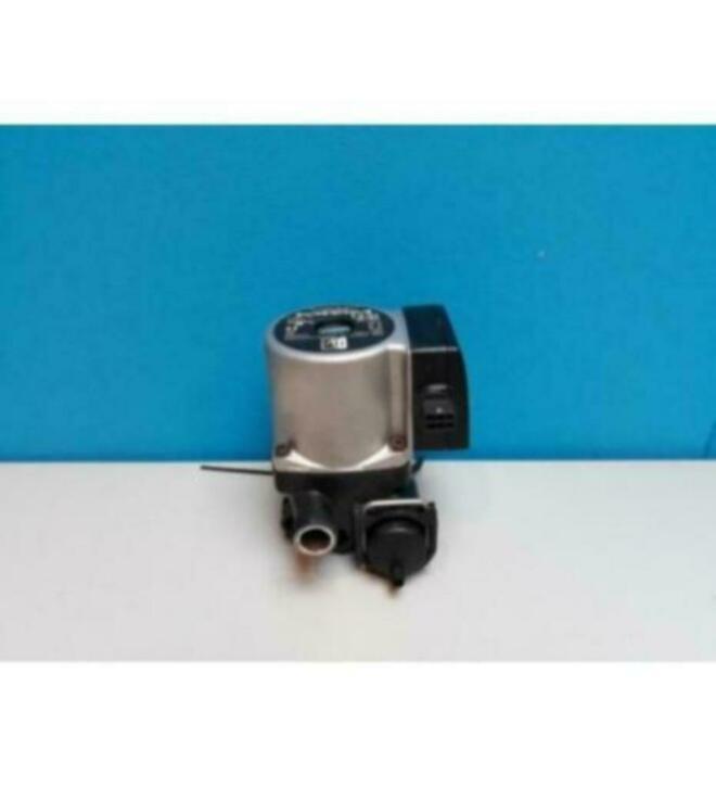 Cv pomp Nefit Proline HRC24 type: UPRO15-55 CESA02, Doe-het-zelf en Verbouw, Verwarming en Radiatoren, Niet ingevuld, Gebruikt