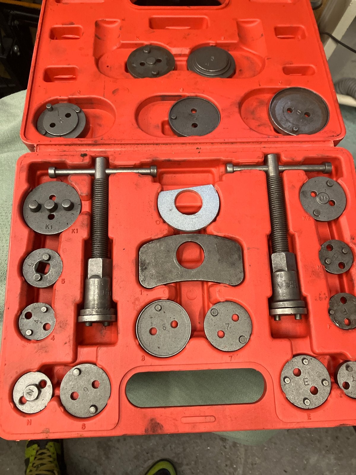 Remterugstelgereedschap Set - Universeel, Auto-onderdelen, Ophalen of Verzenden, Gebruikt, Universele onderdelen