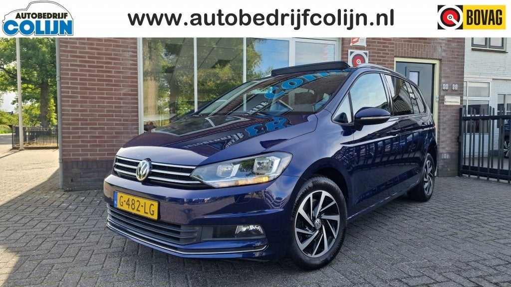 Volkswagen Touran 1.4 TSI Highline 7p, Panorama dak Automaat, Auto's, Stof, Gebruikt, 4 cilinders, 150 pk