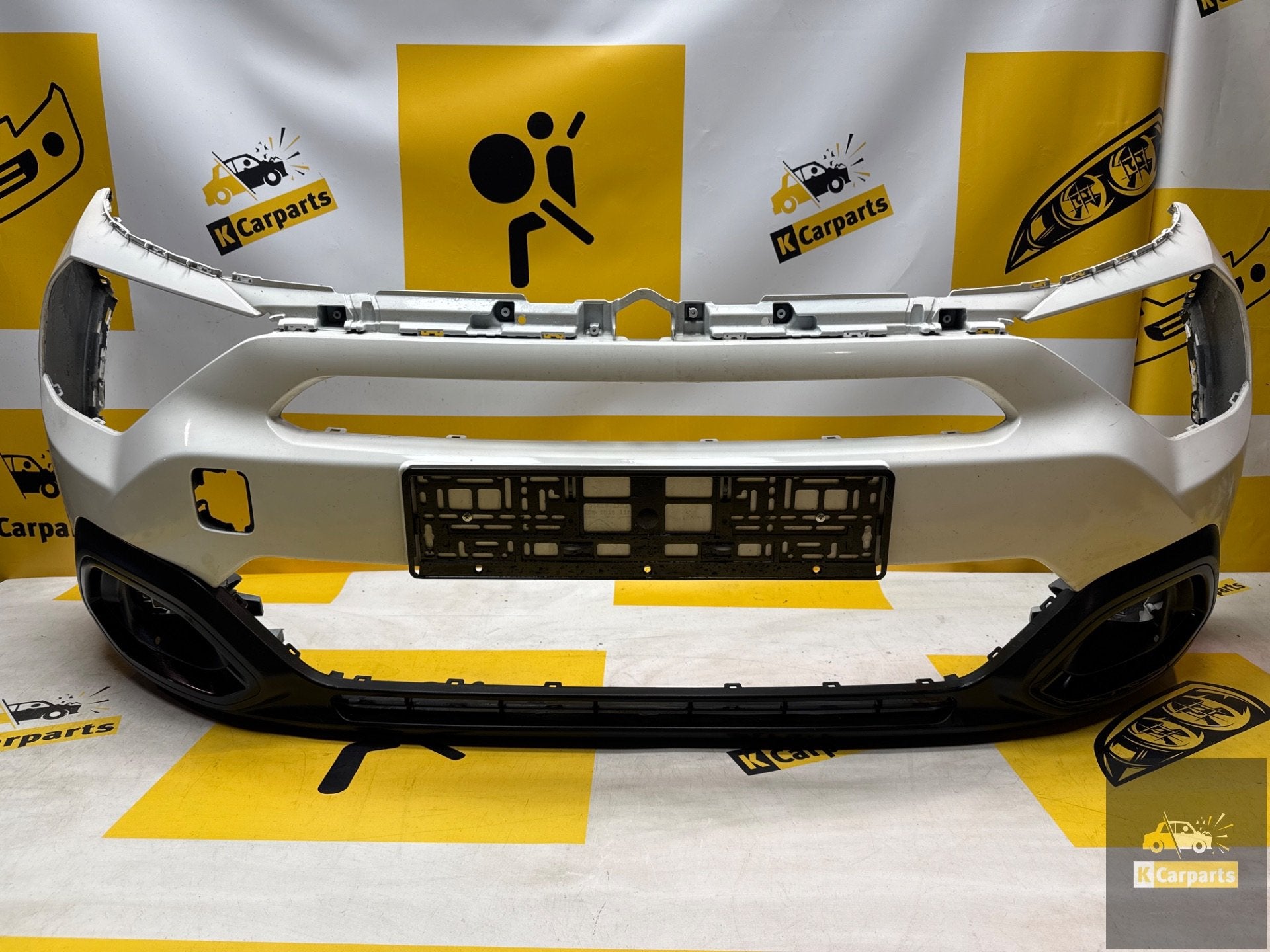 Voorbumper Citro n C3 III FACELIFT 9833504177 Origineel