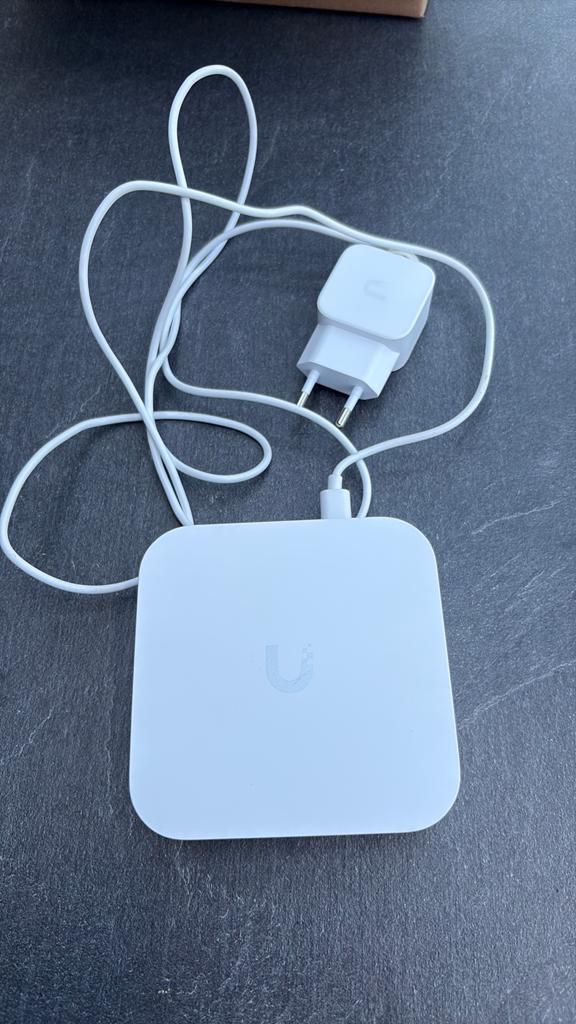 Ubiquiti UniFi UXG-Lite Gateway / Router – Zeer nette staat, Ophalen of Verzenden, Zo goed als nieuw, Router