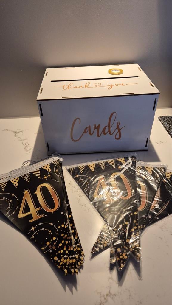 Vlaggenlijnen 40 jaar & houten kaartenbox, Ophalen of Verzenden, Versiering, Verjaardag