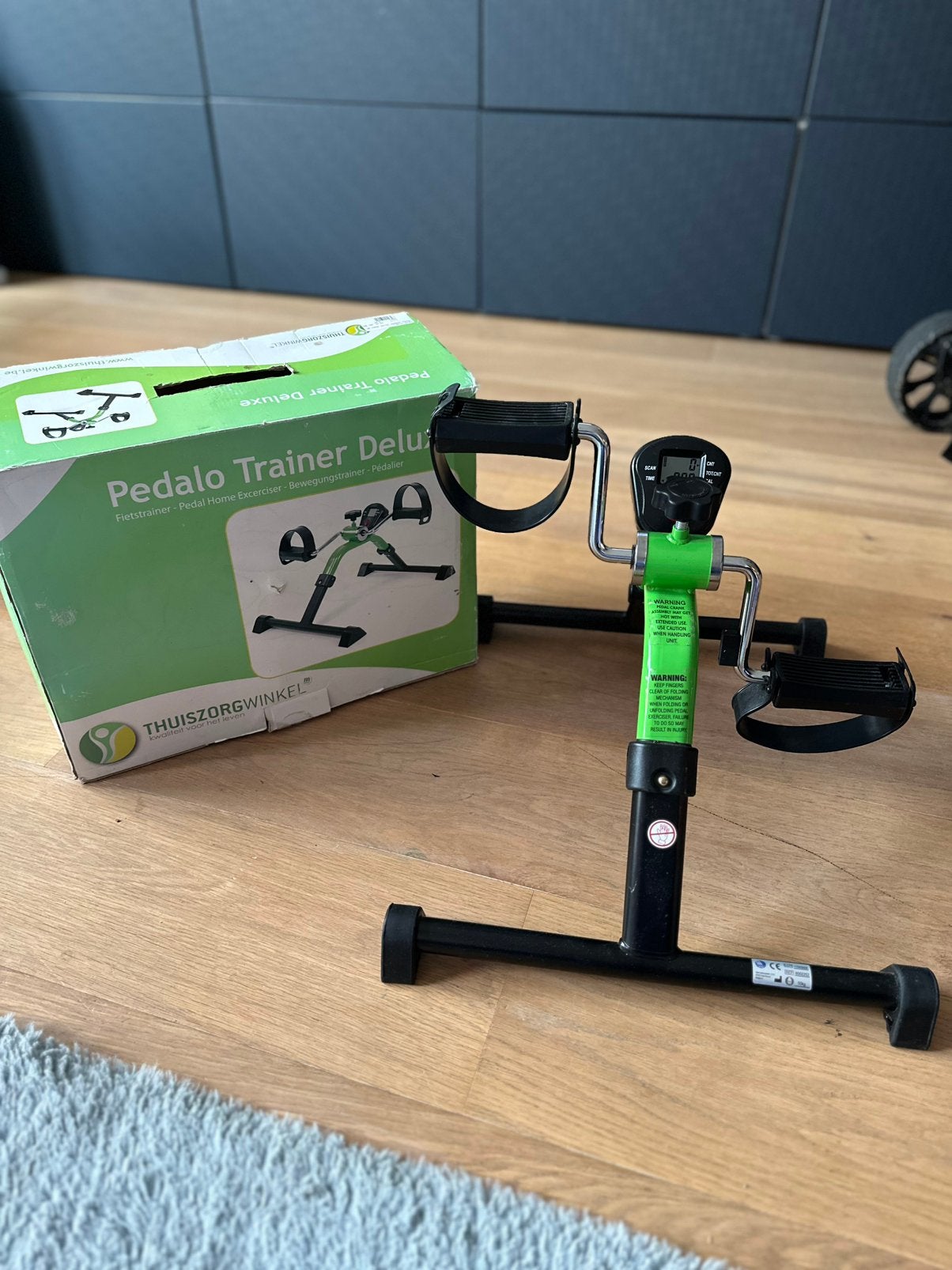 Fietstrainer - inklapbaar, Ophalen, Zo goed als nieuw, Benen, Hometrainer