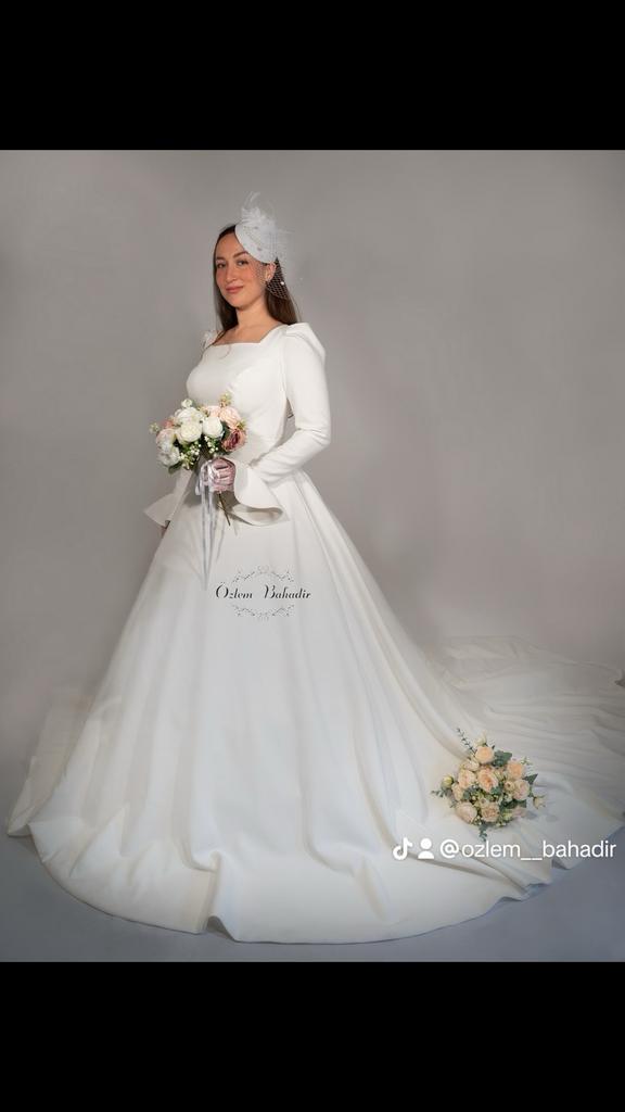 38-40 maat A-lijn bruidsjurk, Trouwjurk, Wit, Ozlem__bahadir@hotmail.com, 1053Aa