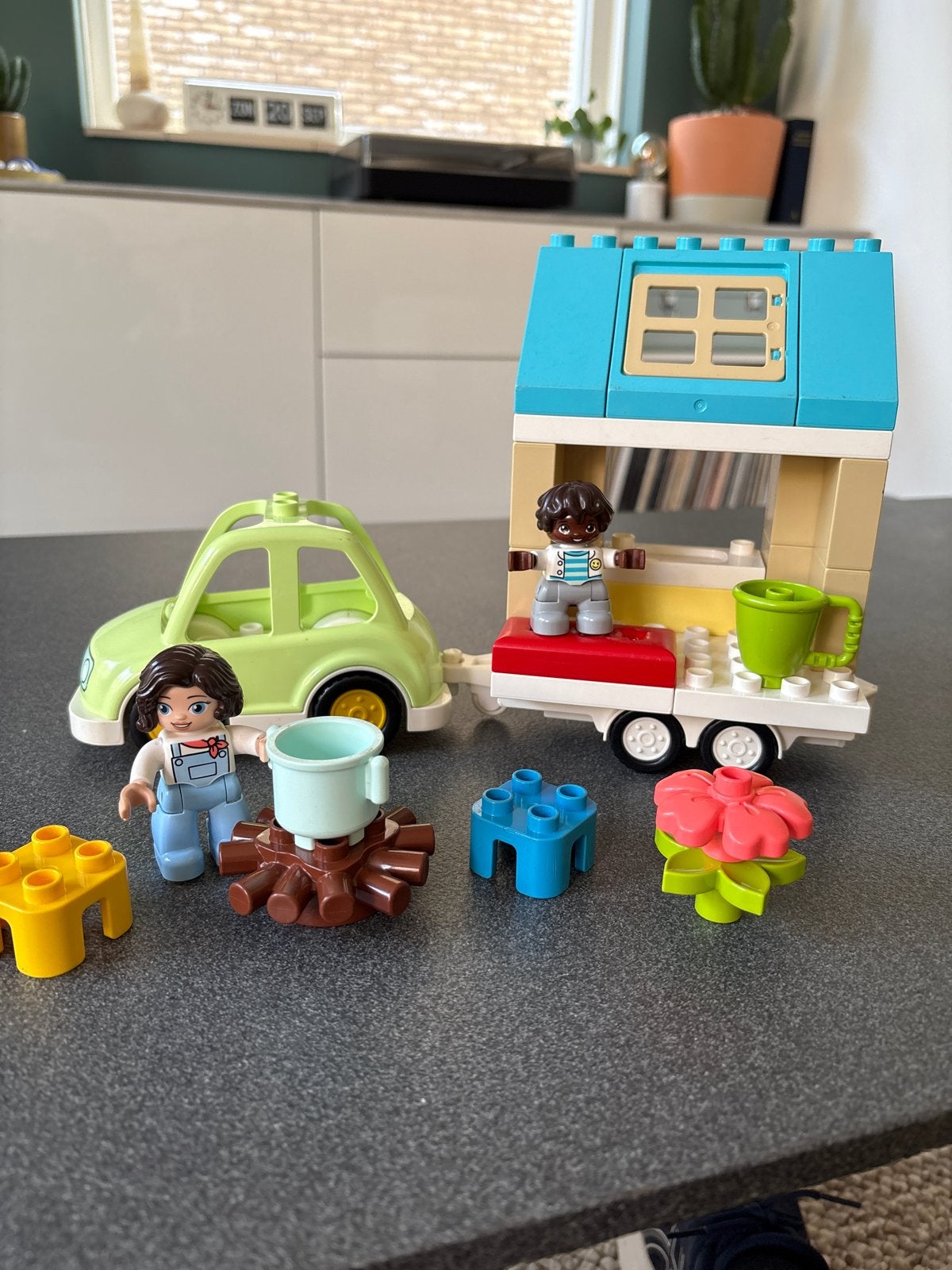 LEGO Duplo Familiehuis op Wielen 10986, Ophalen of Verzenden, Zo goed als nieuw, Compleet, Duplo