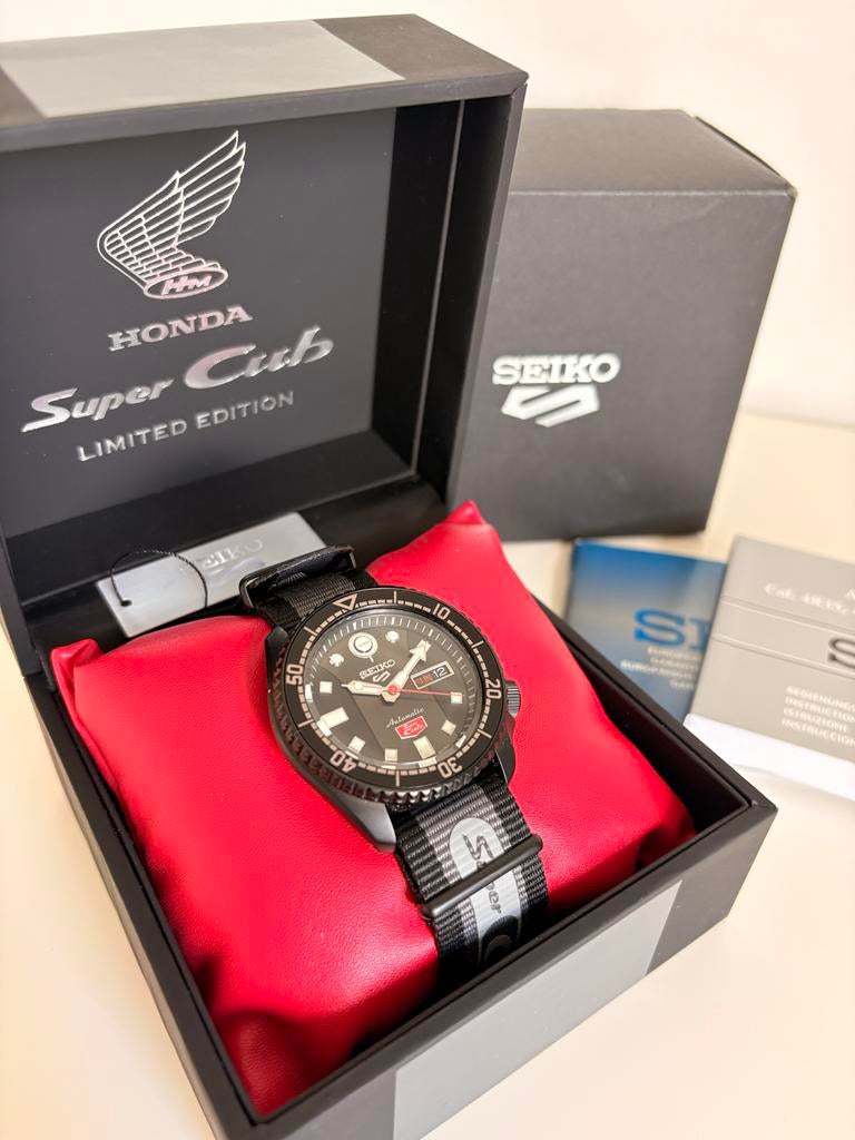 Seiko 5 Honda Cub Limited Edition horloge, Seiko, Staal, Polshorloge, Overige materialen