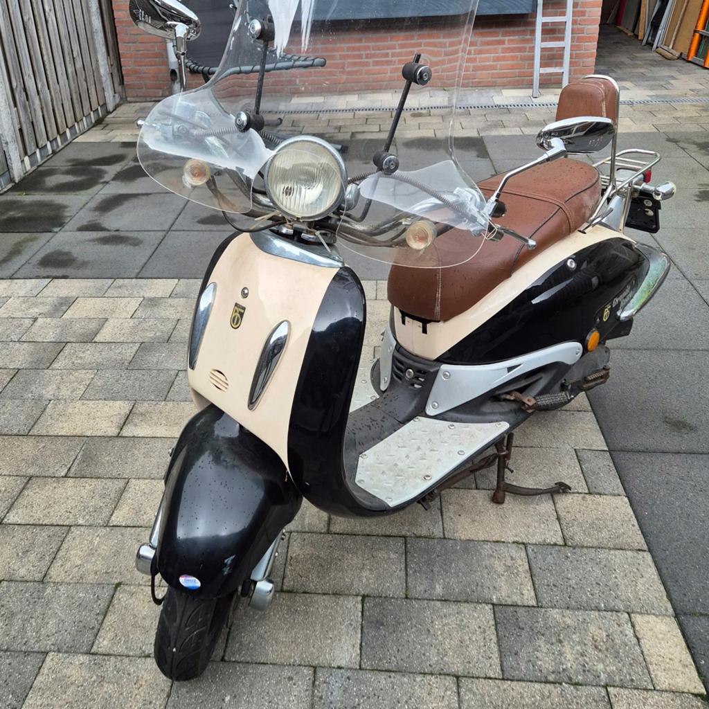 Scooter  Znen QT-E.25, Ophalen, Benzine, Overige merken