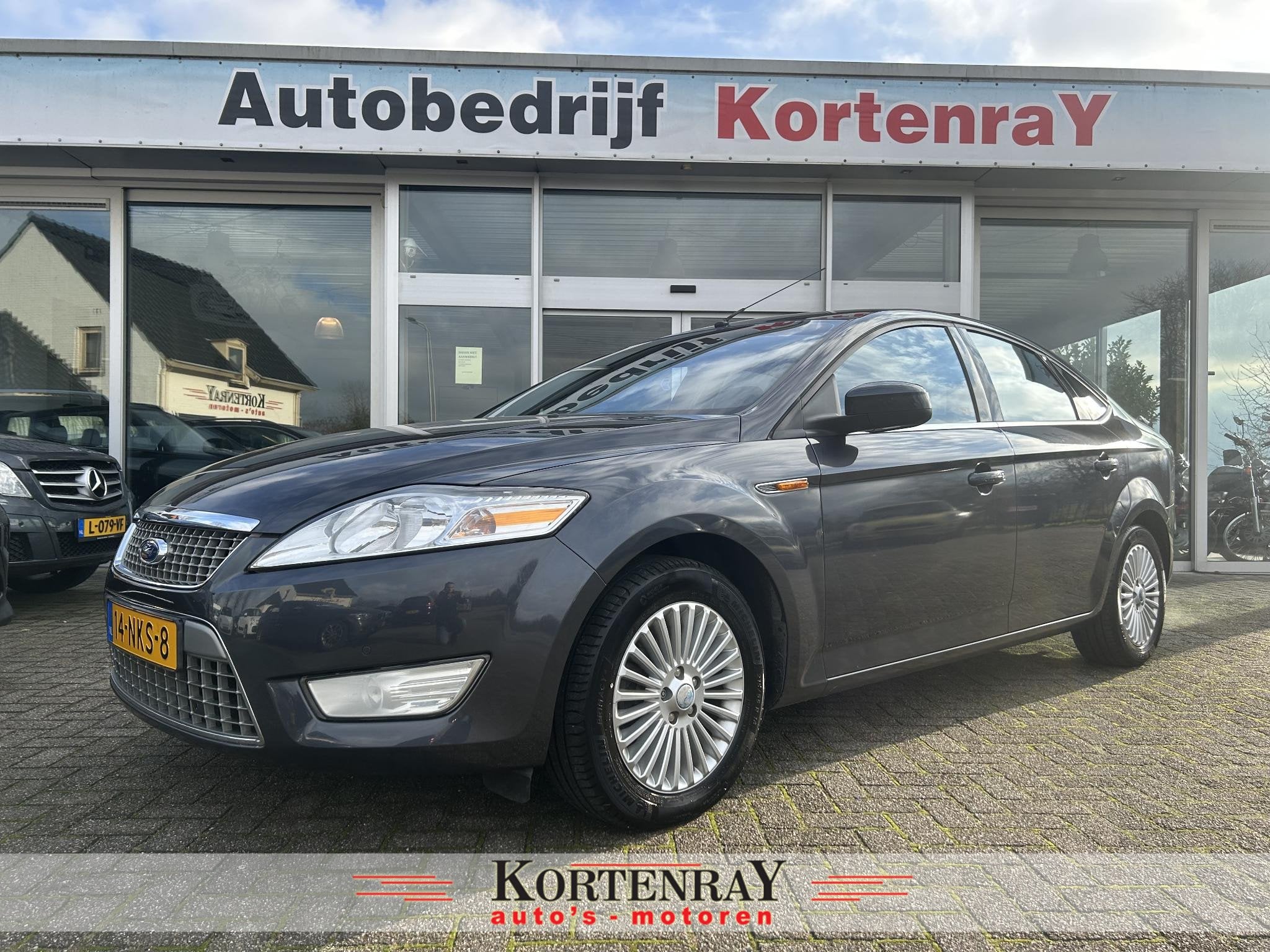 Ford Mondeo 2.0-16V titanium nieuwstaat/ecc airco/pdc/cruise, Auto's, 145 pk, Stof, Gebruikt, 4 cilinders