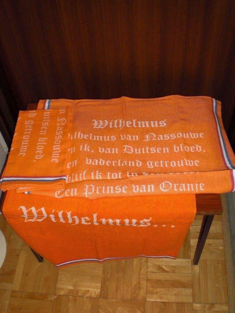 3 oranje voetbal fan vaantjes Wilhelmus Nieuw, Ophalen of Verzenden, Nieuw, Overige binnenlandse clubs, Vaantje of Sjaal