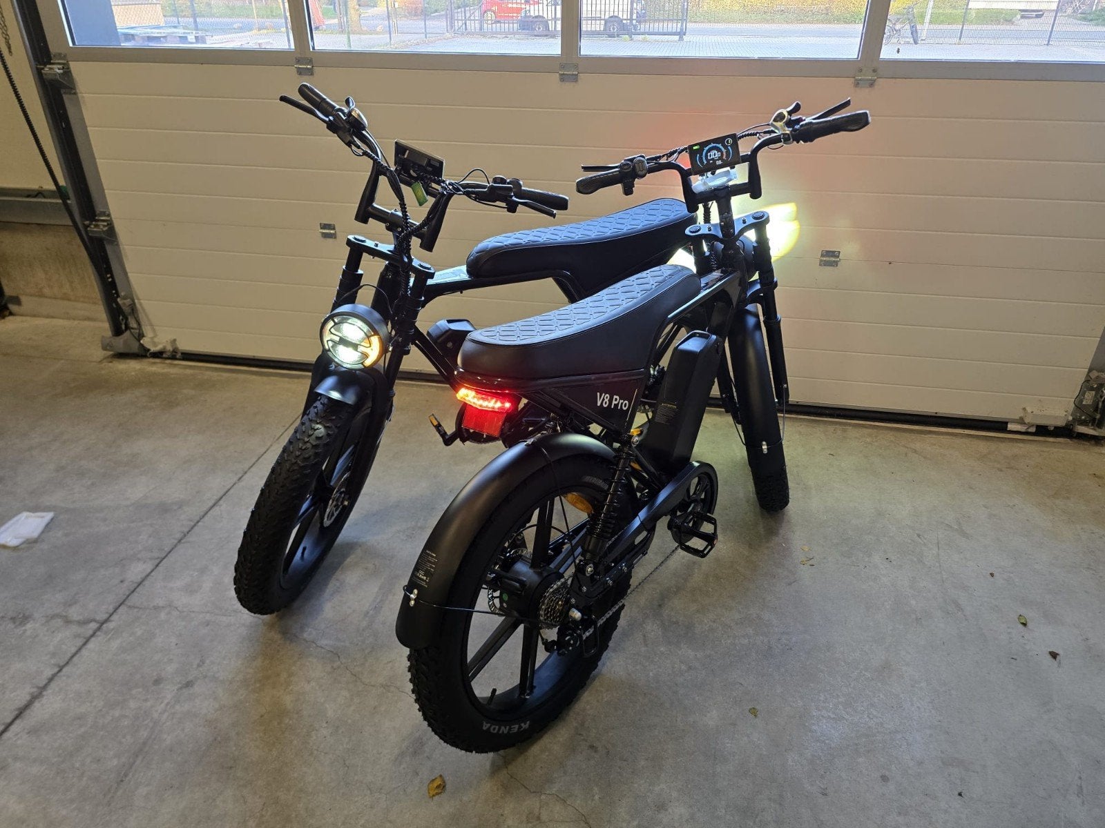 Foto 2 van Fatbike V8 Pro Max XXL Hoge Zit 24inch Volwassenen
