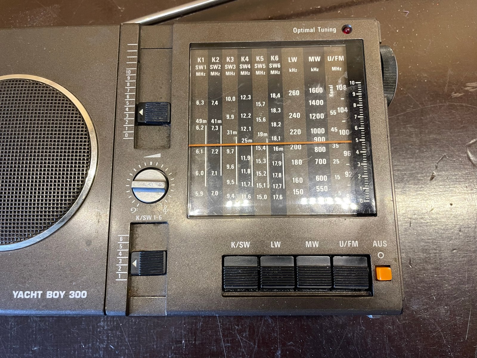 Grundig Yacht Boy 300 Wereldontvanger Radio, Ophalen of Verzenden, Gebruikt, Wereldontvanger