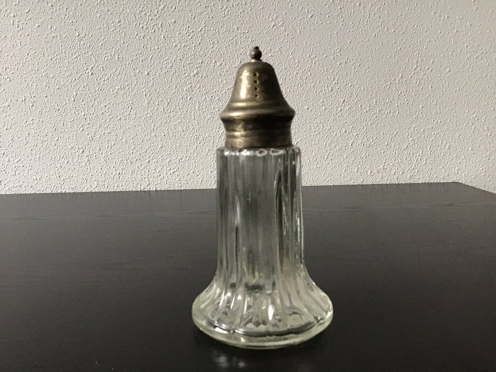 Brocante glazen cacao/suikerstrooier met zilverkleurige dop., Ophalen of Verzenden