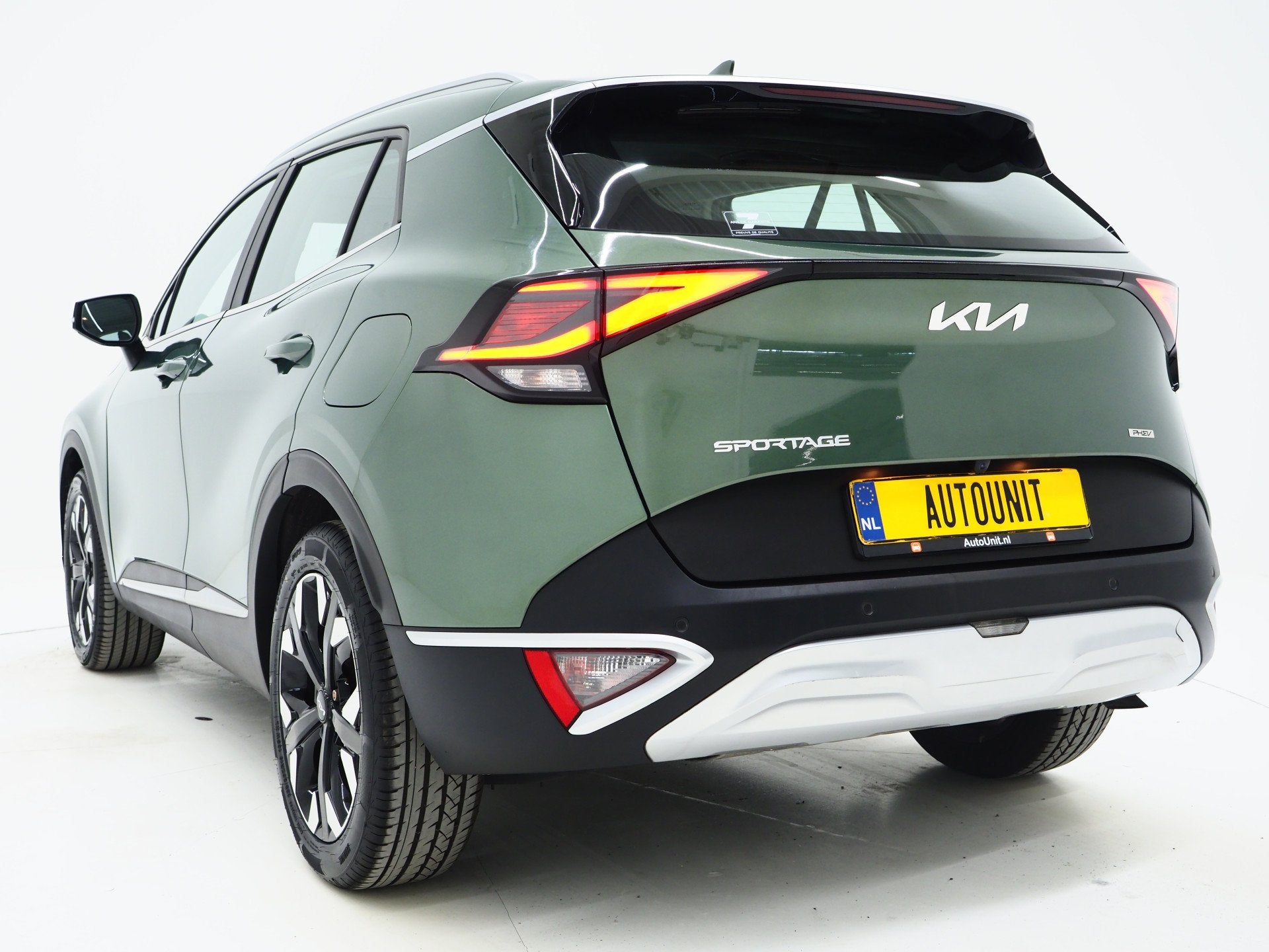 Kia Sportage 1.6 T-GDi Plug-in Hybrid AWD | Adaptive Cruise, Auto's, Kia, Automaat, Stof, Gebruikt, Zwart