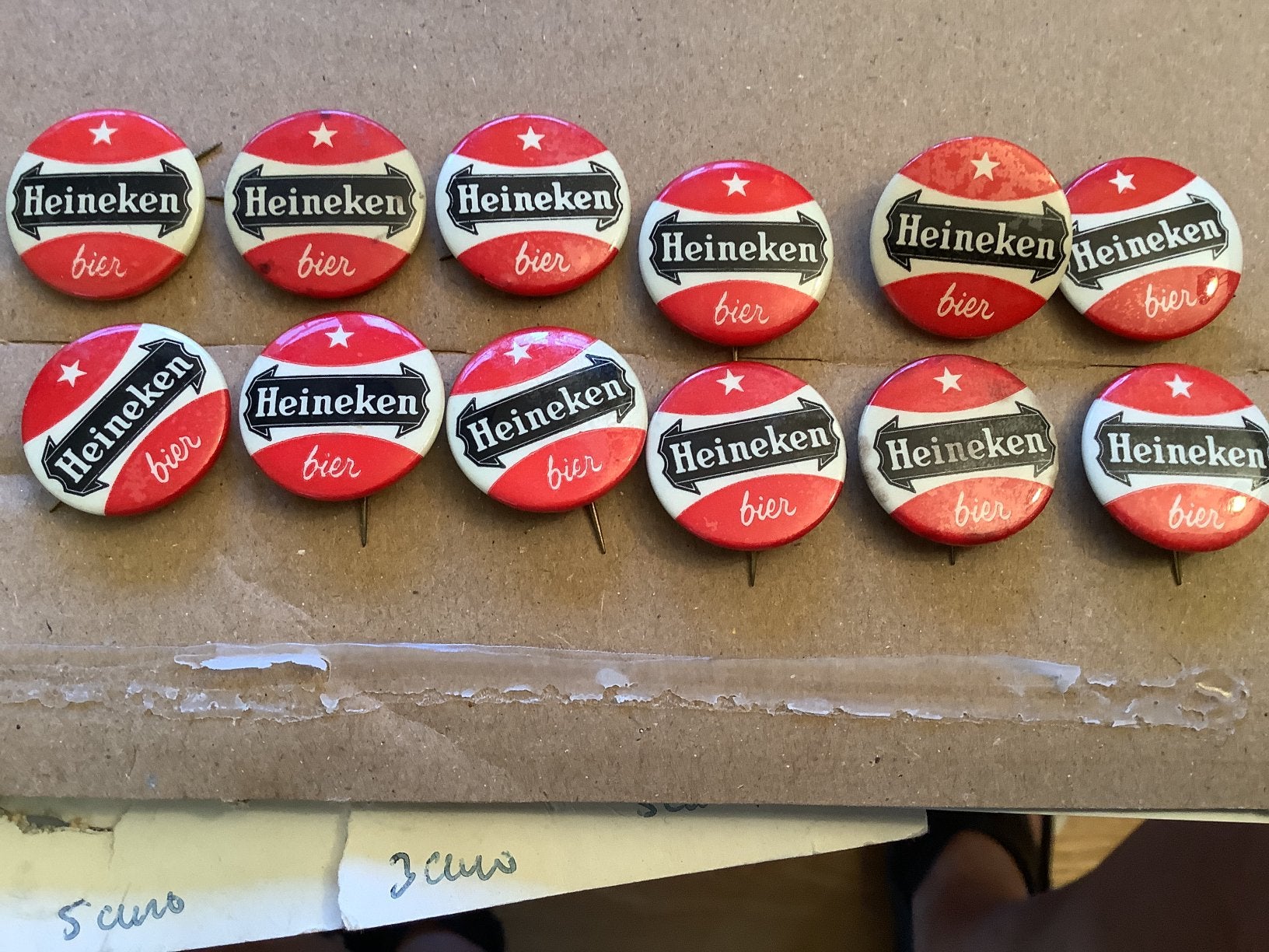 12 Buttons Heineken Bier, Verzamelen, Biermerken, Ophalen of Verzenden, Heineken