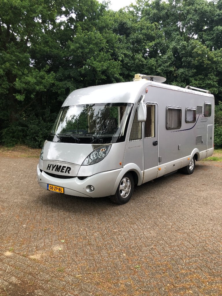 Hymer 614 Integraal Camper - Compleet Uitgerust, Caravans en Kamperen, Verwarmde buitenspiegels, Ringverwarming, Diesel, Particulier