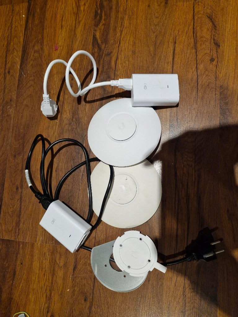 Ubiquiti UniFi NanoHD Access Point, Computers en Software, Accesspoints, Ophalen of Verzenden, Gebruikt, Ubiquiti UniFi