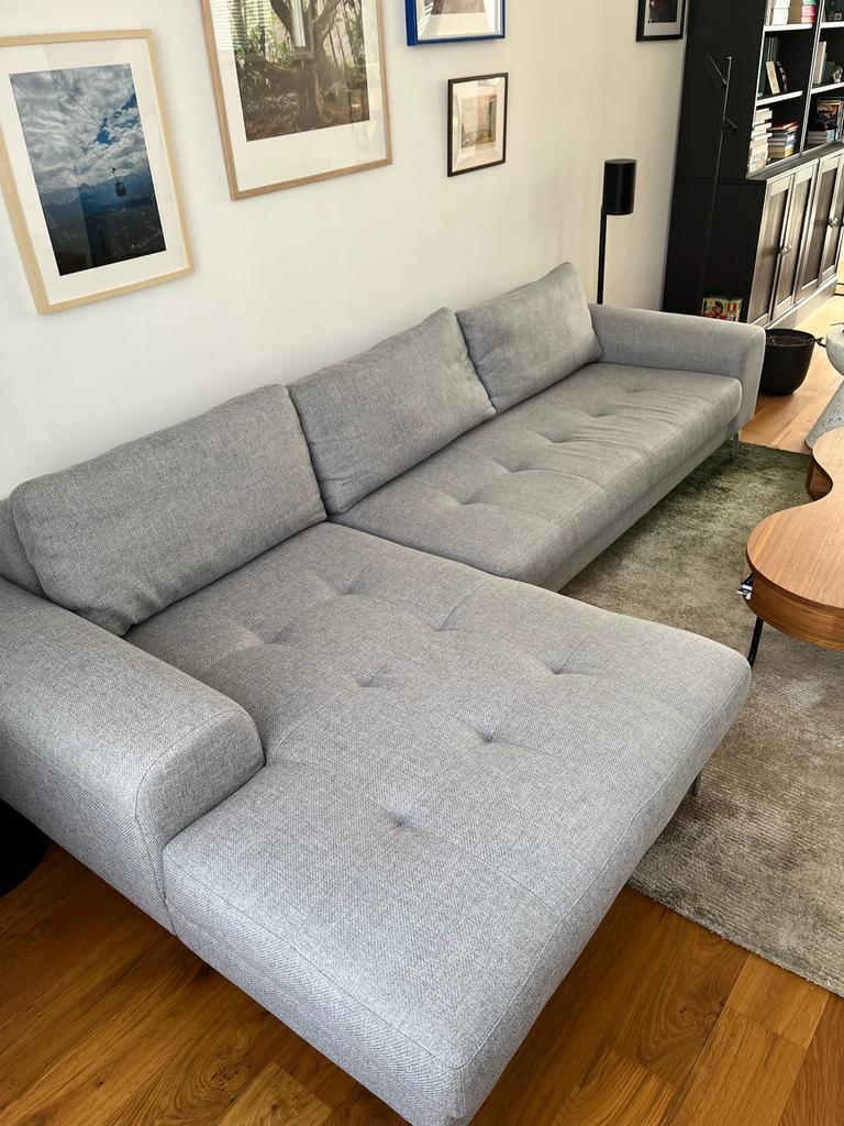 Grijze hoekbank met chaise longue - Made / model Vittorio, Huis en Inrichting, Banken | Sofa's en Chaises Longues, Ophalen, 250 tot 300 cm