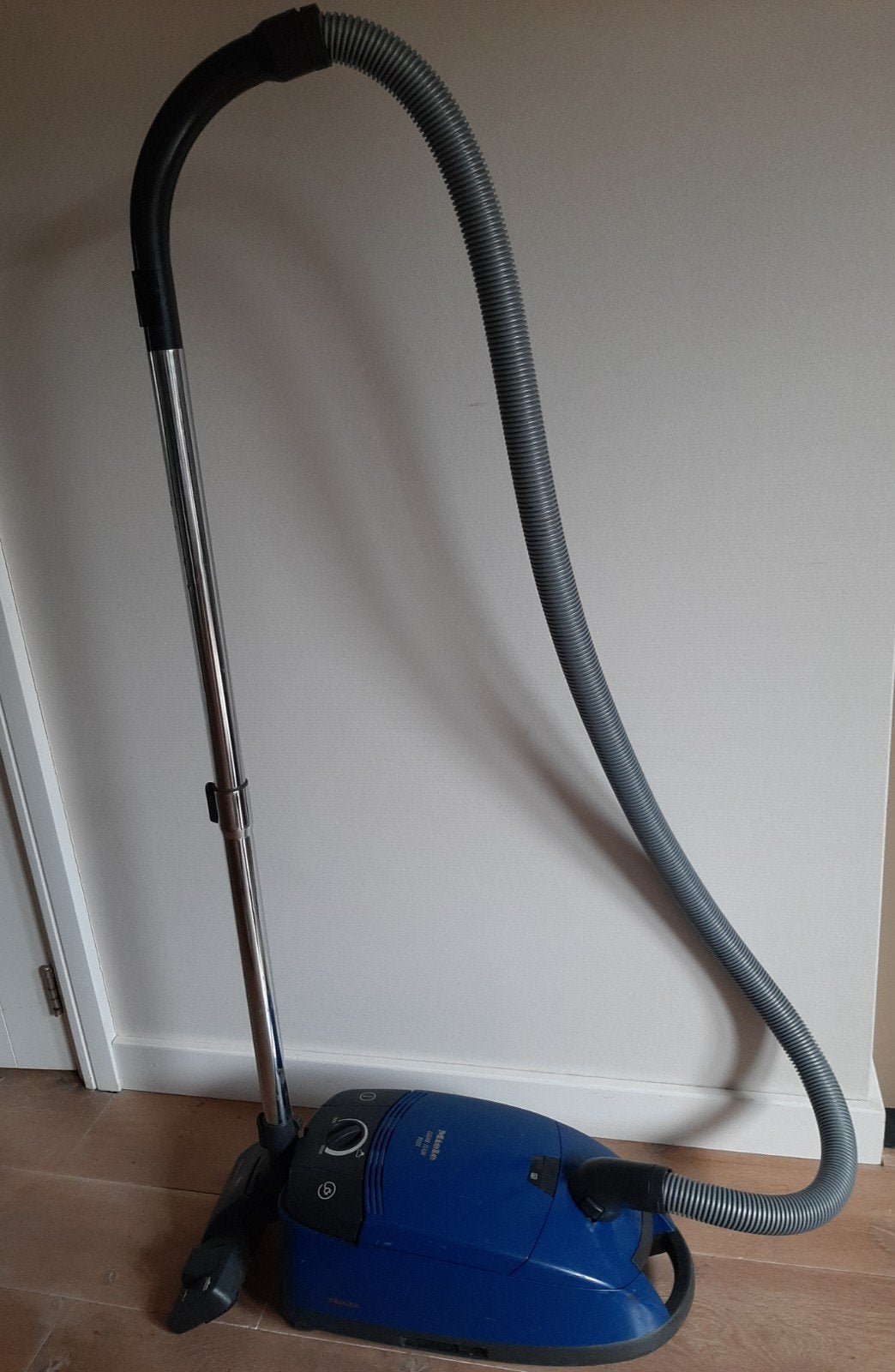 Stofzuiger van Miele clean team plus, Witgoed en Apparatuur, Stofzuigers, Ophalen, Gebruikt