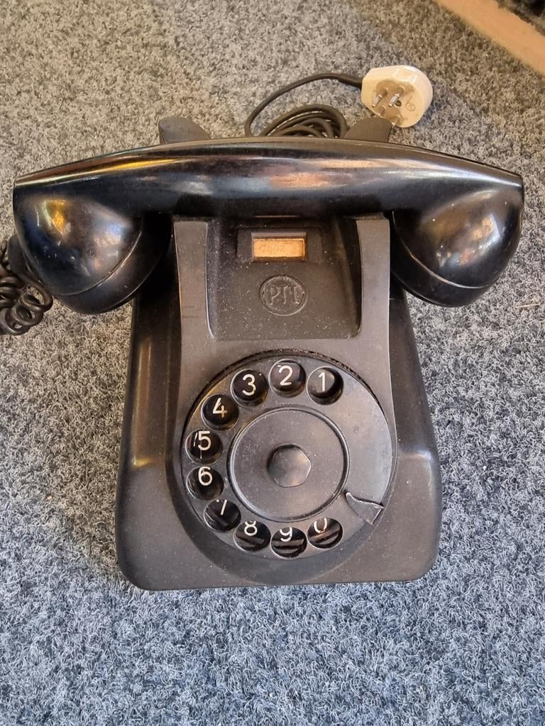 Bakeliet telefoon 1956, Ophalen, Bakeliet