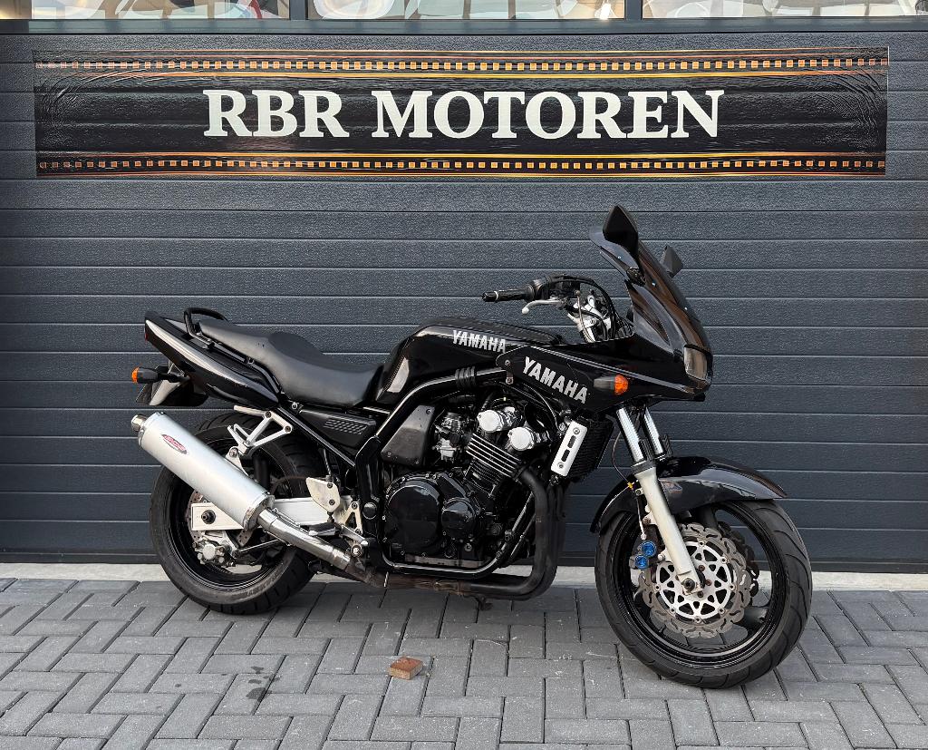 Yamaha Fazer 600 1998 | Sportuitlaat | Rijklaar