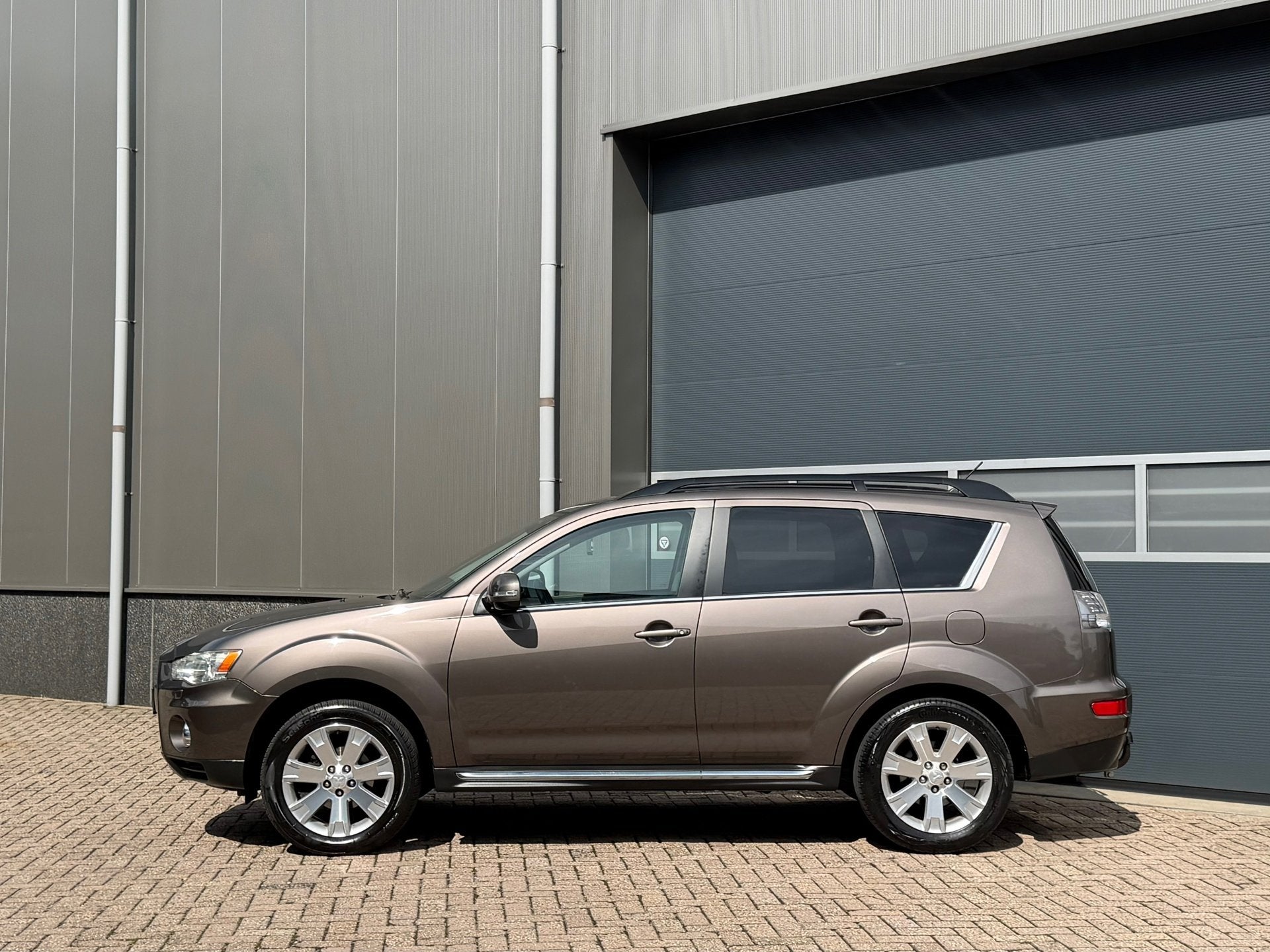 Mitsubishi Outlander 2.0 Edition Two bij.2012 Camera|Navi|Op, Zwart, 4 cilinders, Bruin, Bedrijf
