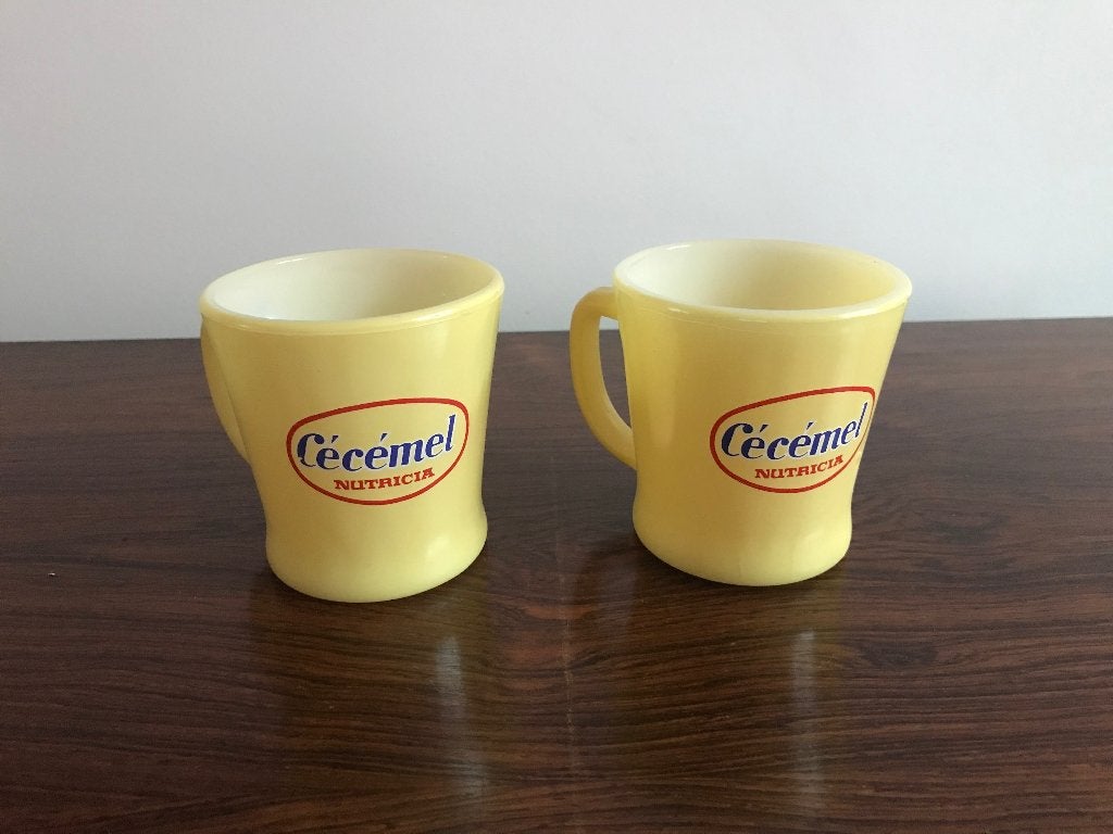 Cecemel Set van 2 retro vintage mokken Fire king, Ophalen of Verzenden, Huis en Inrichting