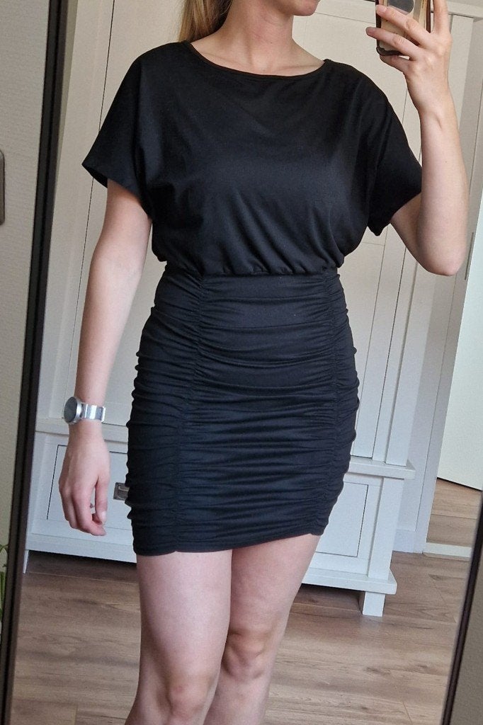 Shein Zwarte Jurk  -   M  38   jusa17, Maat 38/40 (M), Zwart, Ophalen of Verzenden, Zo goed als nieuw