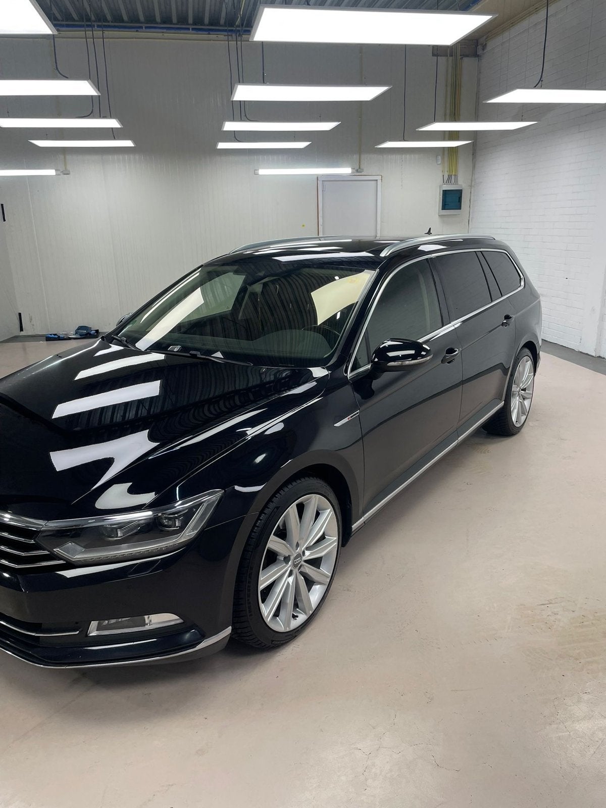 Volkswagen Passat BiTDI |307 PK | FULL OPTIONS, Auto's, Automaat, Zwart, 4 cilinders, Zwart