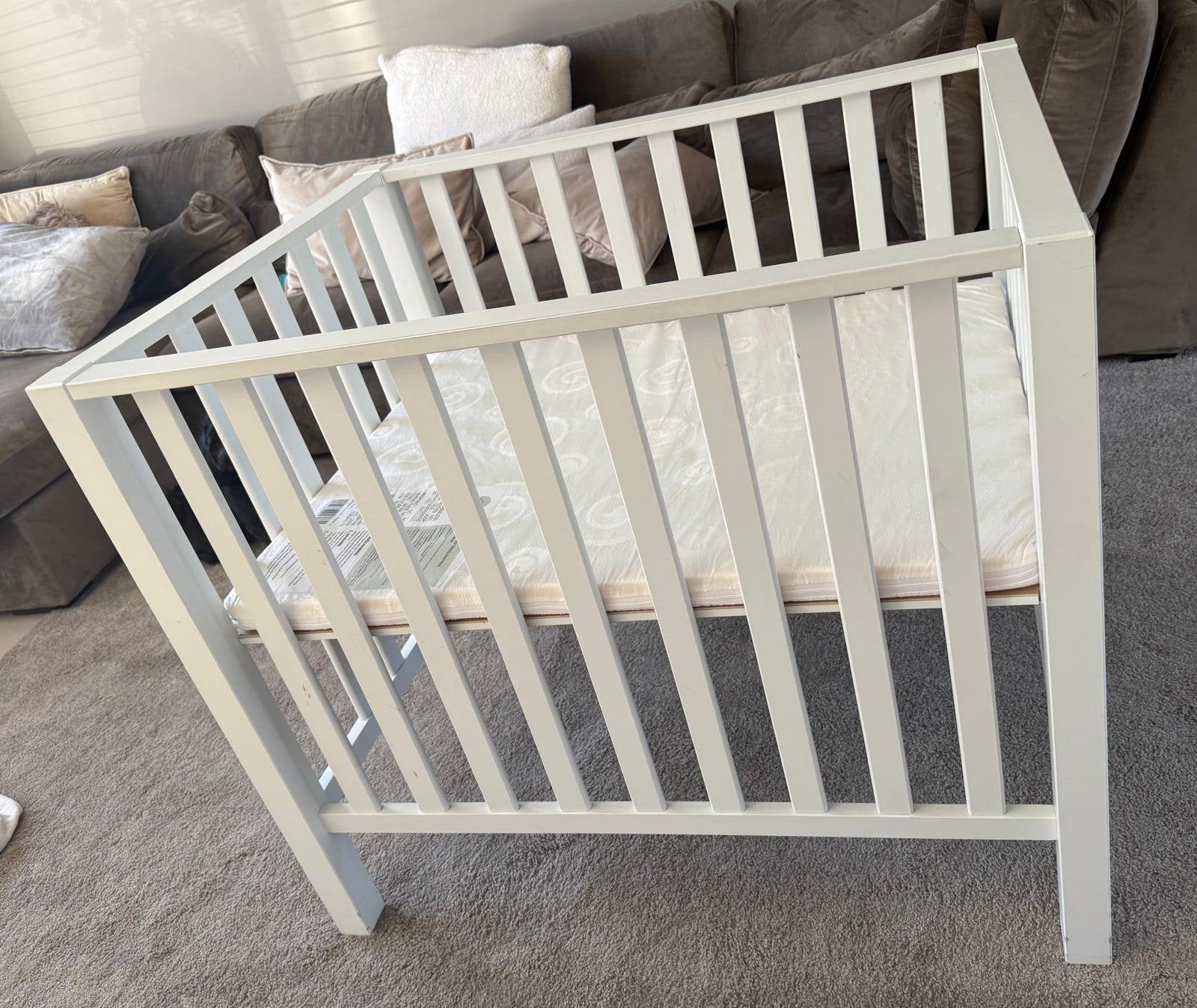 Wit houten box baby ledikantje, Ophalen, In hoogte verstelbaar