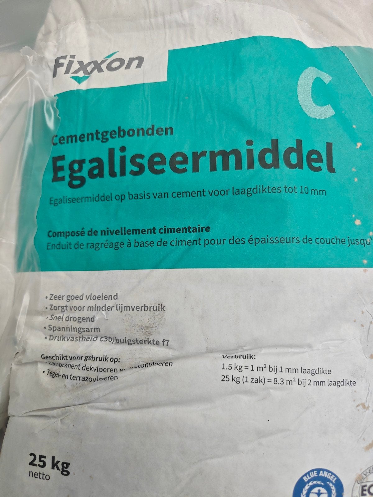 prima cement gebonden egaline emmers tapijt lijm spuitbussen, Ophalen of Verzenden