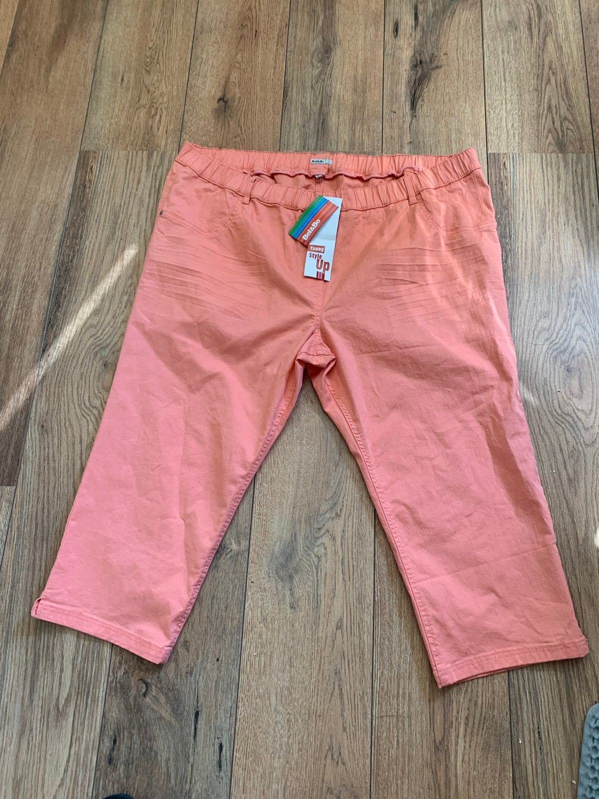 Bel &Bo Schitterende capribroek maat 54 NIEUW, Kleding | Dames, Ophalen of Verzenden, Nieuw, Overige kleuren, Broek of Spijkerbroek