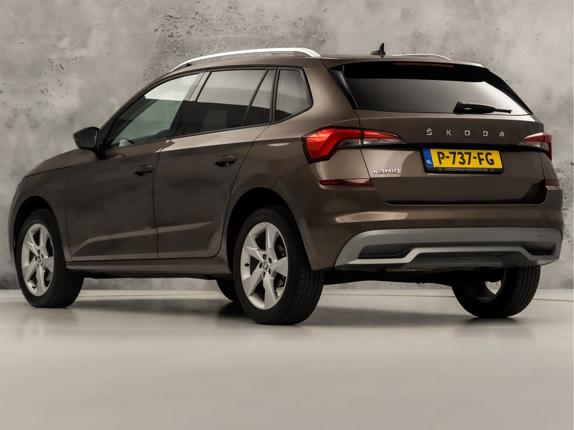 Skoda Kamiq 1.0 TSI Ambition Sport Automaat (APPLE CARPLAY,, 12 maanden, Stof, Gebruikt, Kamiq