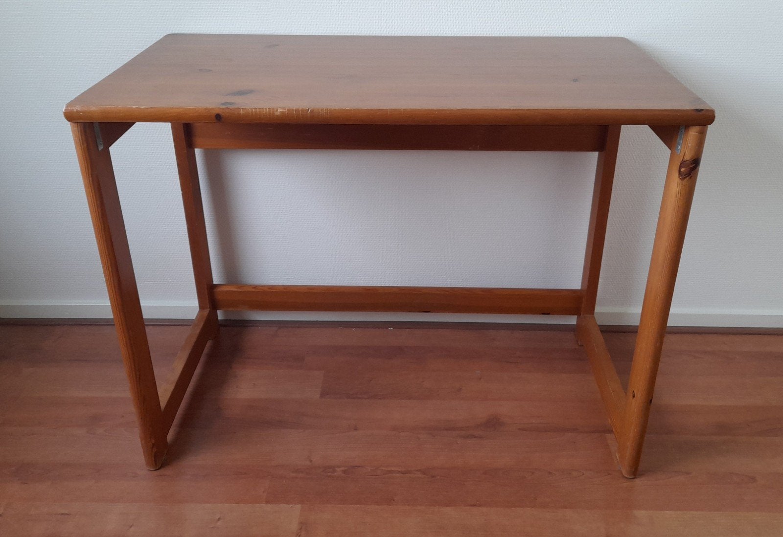 tafel/bureau, Ophalen, Gebruikt, 50 tot 100 cm, 25 tot 50 cm