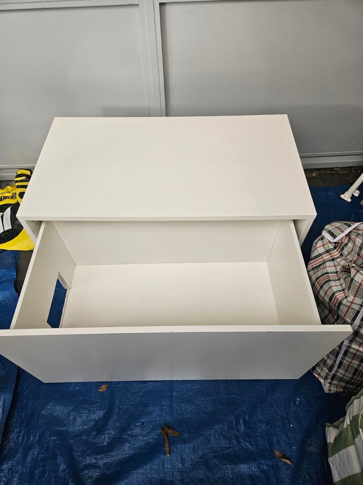 IKEA SMÅSTAD Speelgoedkist - omgebouwd tot kattenbakmeubel, Ophalen, Gebruikt, 50 tot 100 cm, 5 – 50