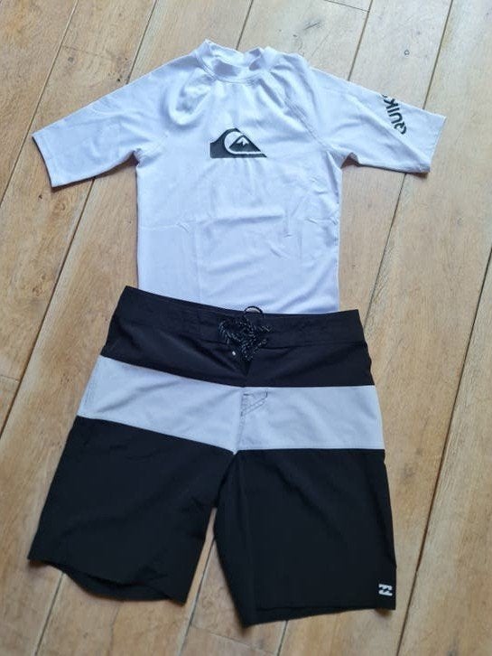 Quiksilver Rashguard mt 14  & Billabong Zwemshort mt 28, Ophalen of Verzenden, Wit
